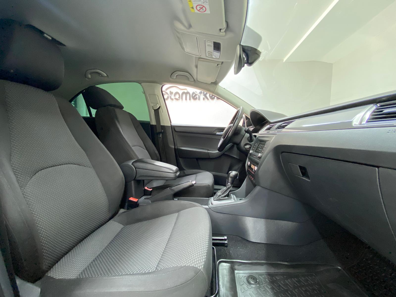 SEAT TOLEDO 19